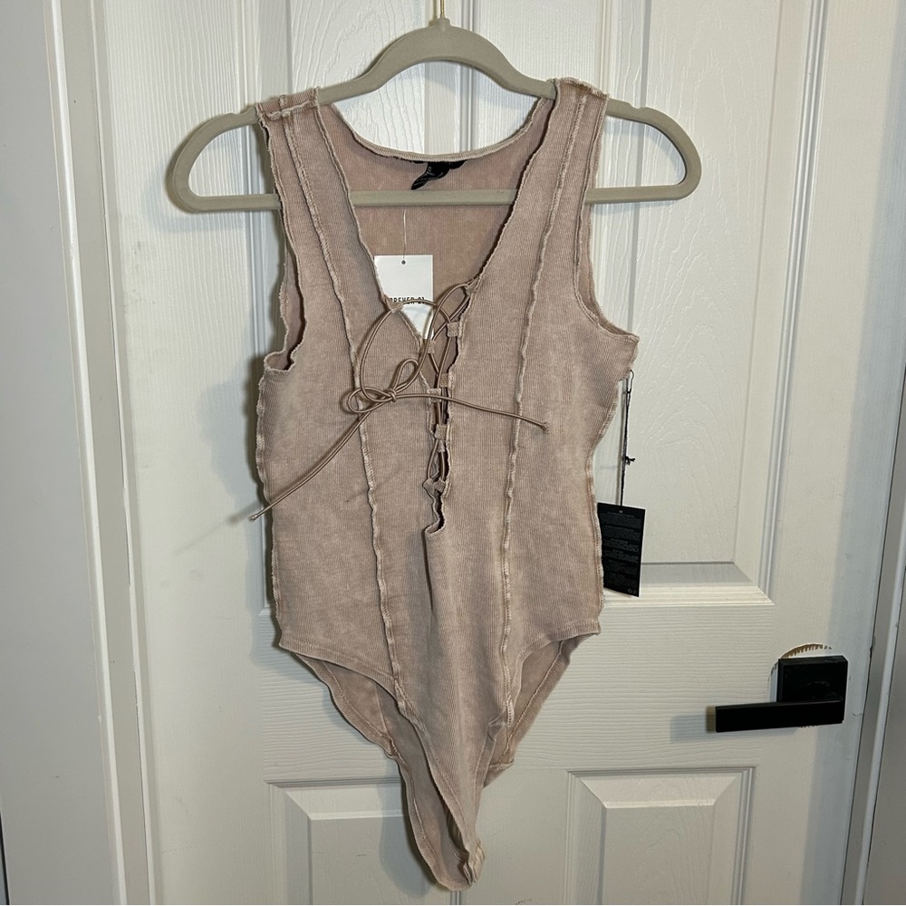 NWT F21 nude bodysuit